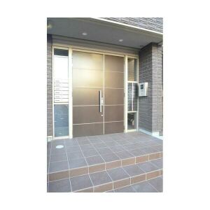 15/26 エントランス