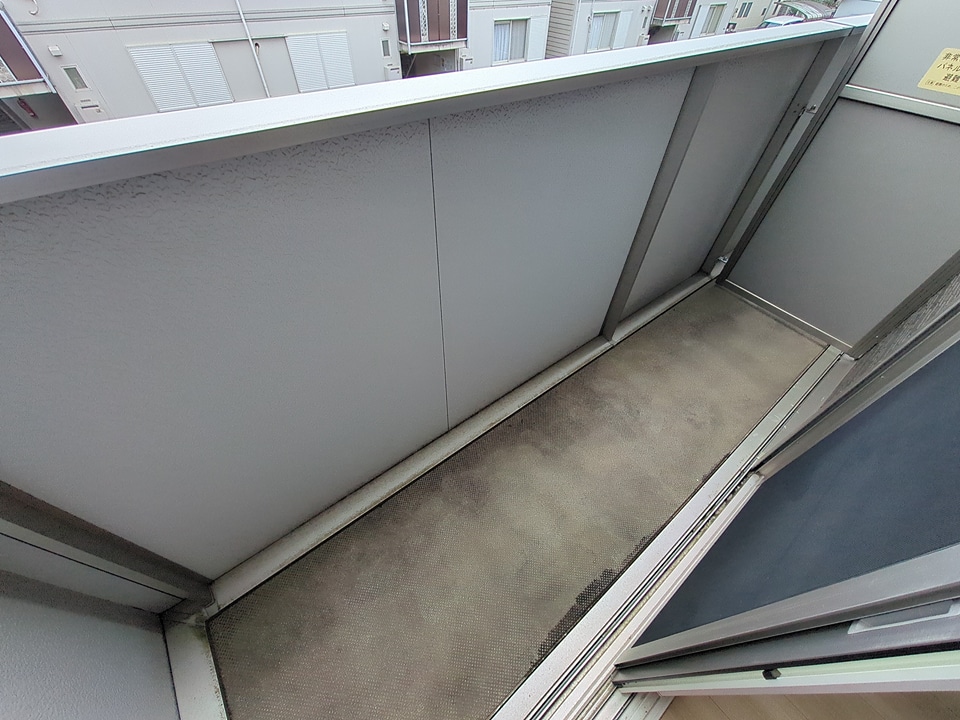 23/30 バルコニー