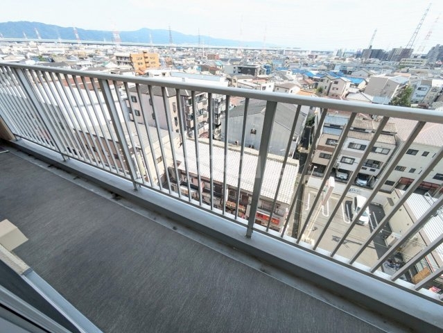 25/30 バルコニー