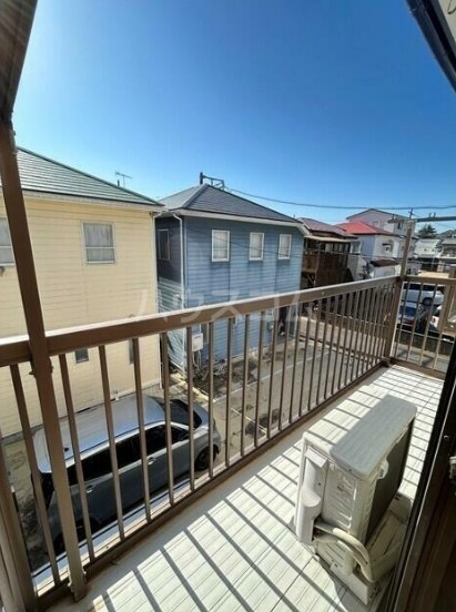 13/19 バルコニー