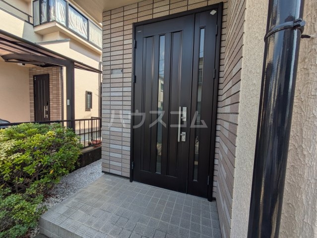 25/30 エントランス