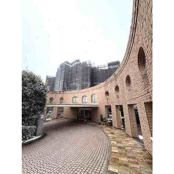 14/23 エントランス