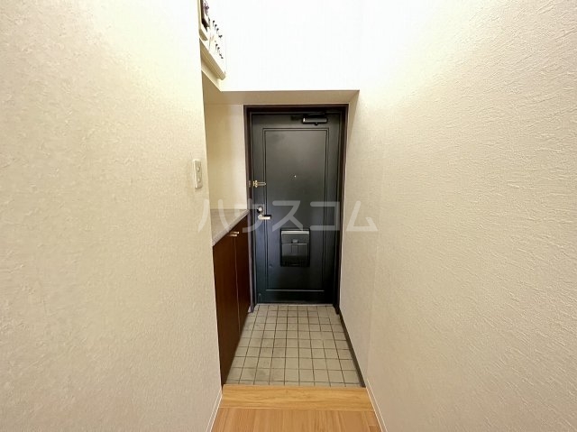 13/30 玄関