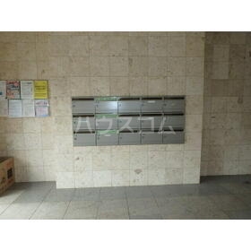 18/20 エントランス