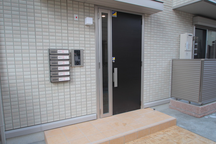 15/16 エントランス