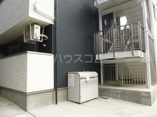 15/25 エントランス