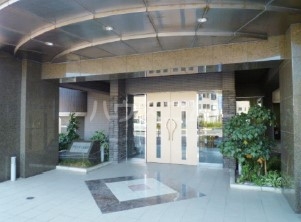 3/8 エントランス