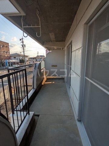 13/22 バルコニー