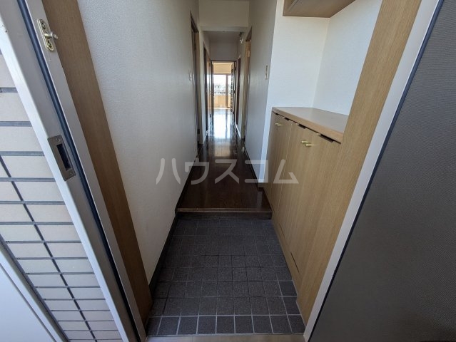 13/30 玄関