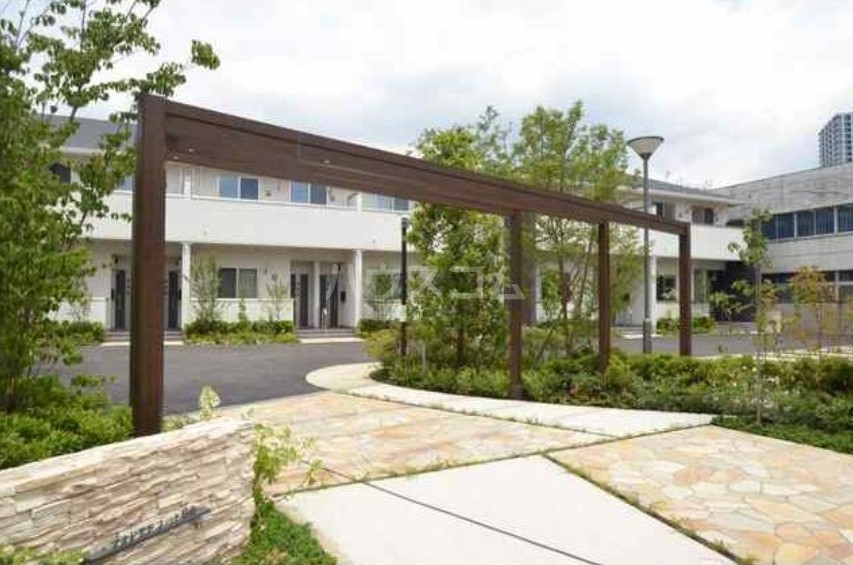 15/18 エントランス