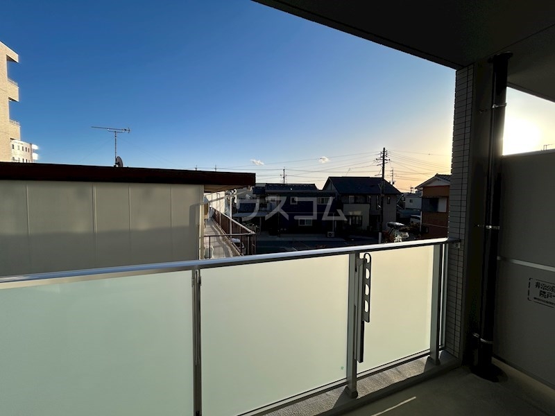 20/30 バルコニー