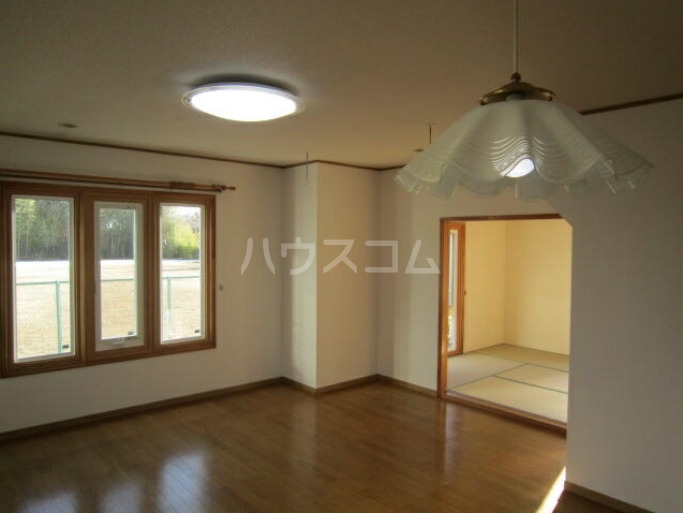 4/15 リビング/ダイニング