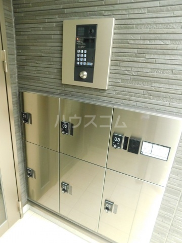 2/3 エントランス