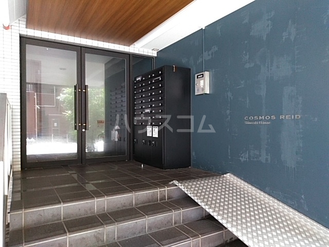 19/29 エントランス