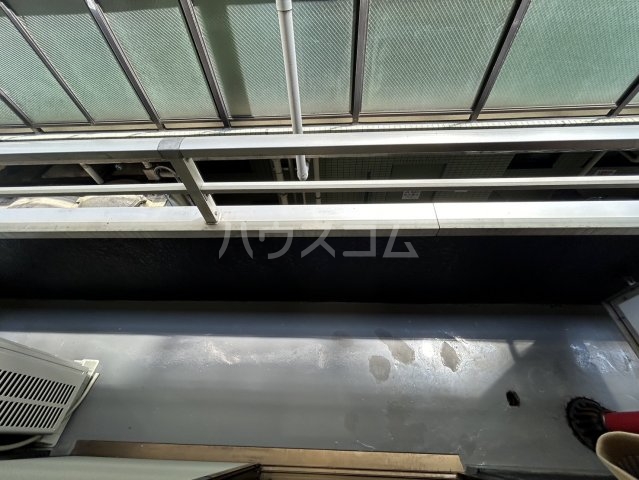 23/30 バルコニー