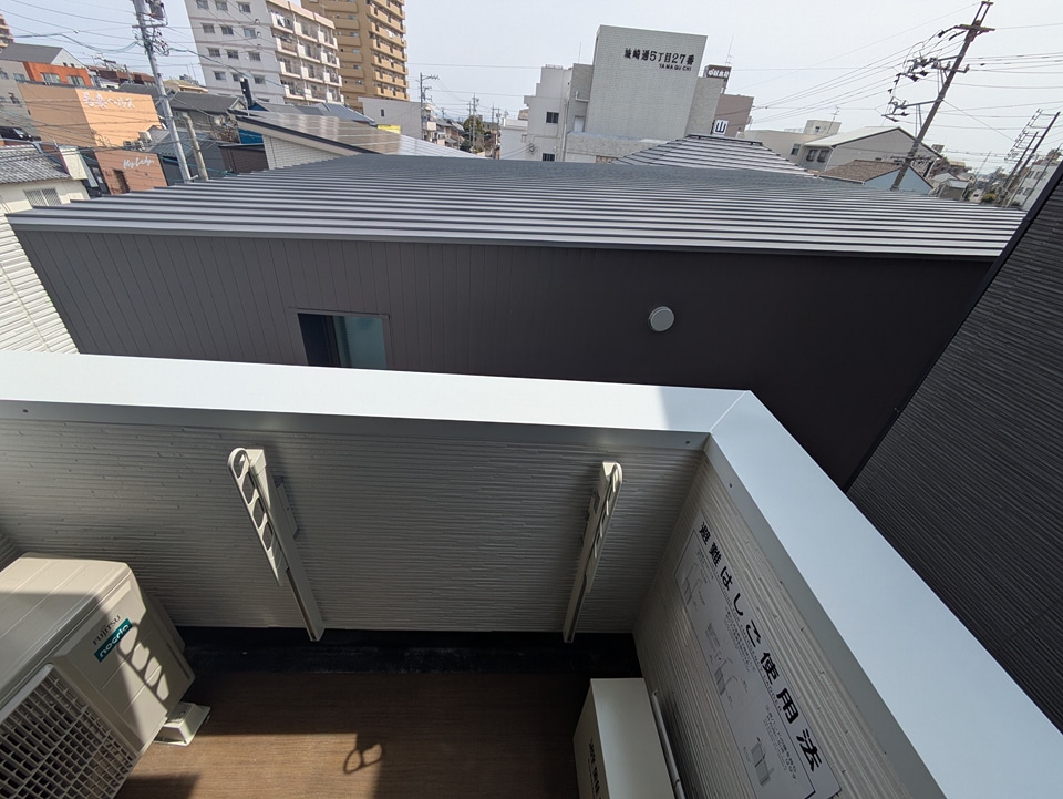 13/27 バルコニー