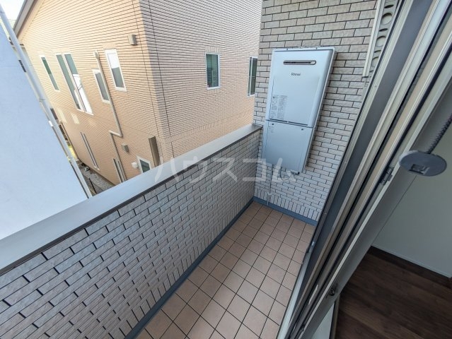 21/30 バルコニー