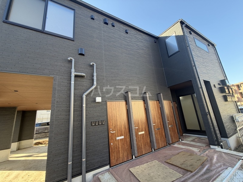 18/29 エントランス