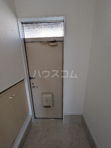 13/30 玄関