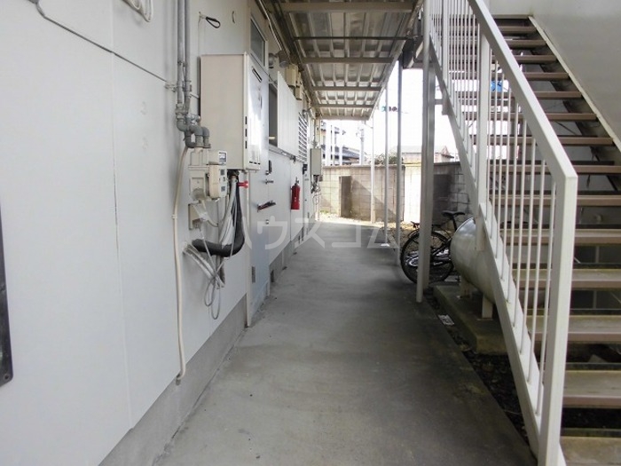 15/18 エントランス