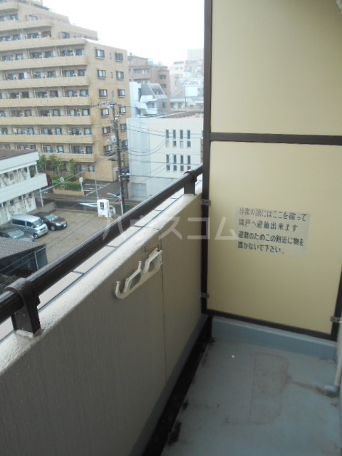 21/30 バルコニー