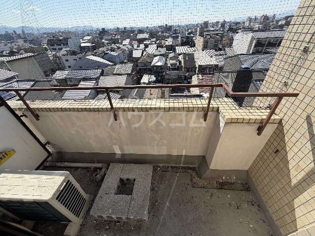 19/30 バルコニー