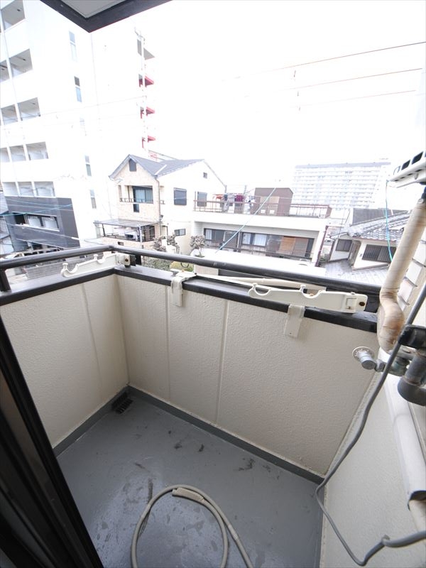 13/23 バルコニー