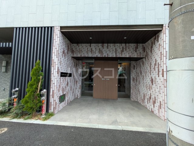3/4 エントランス