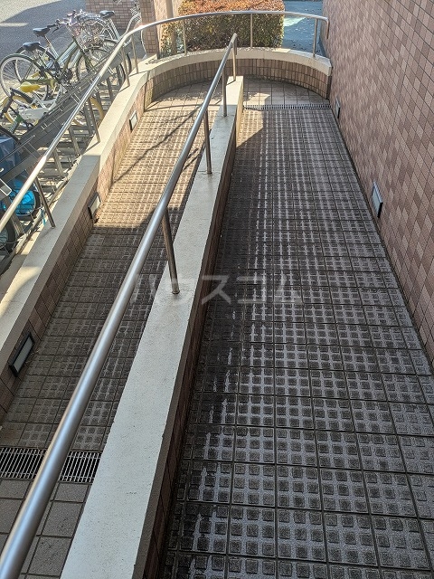 19/30 バルコニー