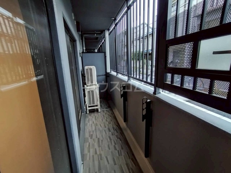 13/25 バルコニー