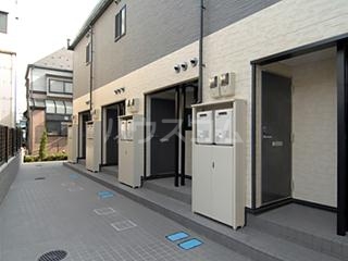 13/13 エントランス