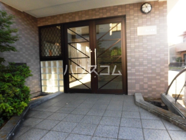 2/10 エントランス