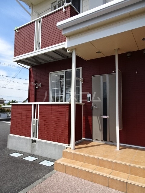 15/16 エントランス