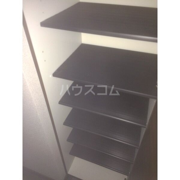 13/22 エントランス