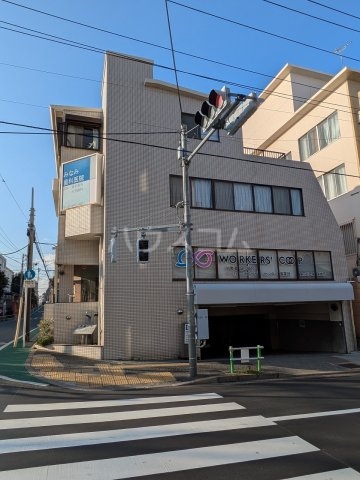 17/27 エントランス