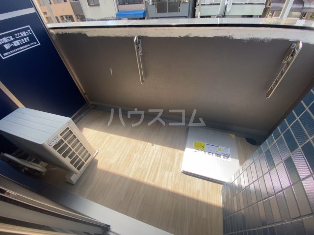 21/30 バルコニー