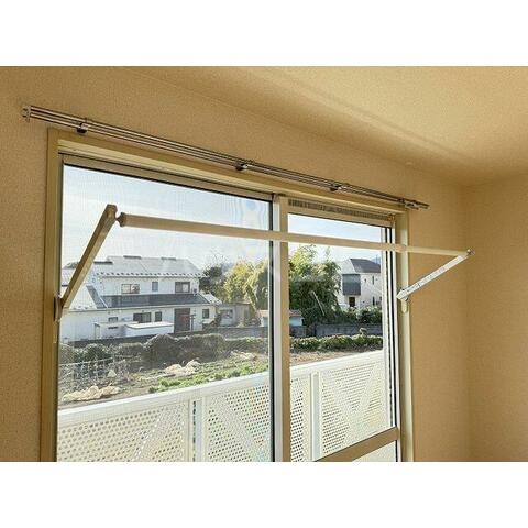 27/29 エントランス