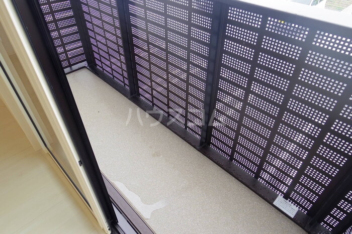 13/19 バルコニー