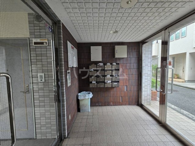 29/30 エントランス