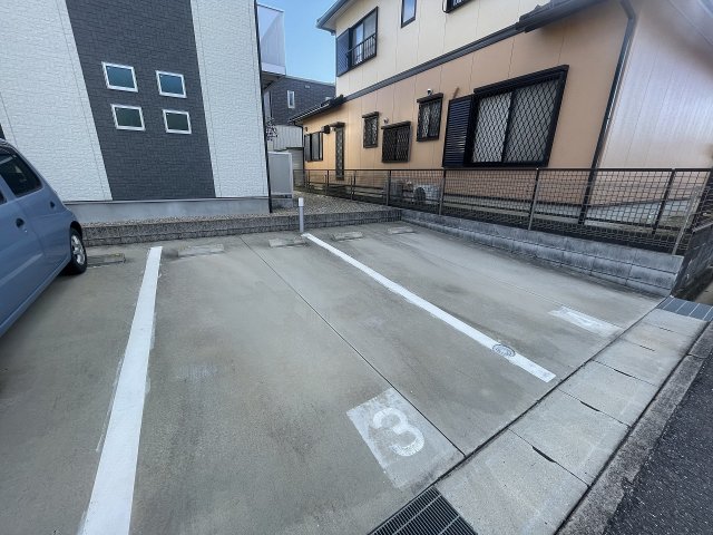 2/10 駐車場