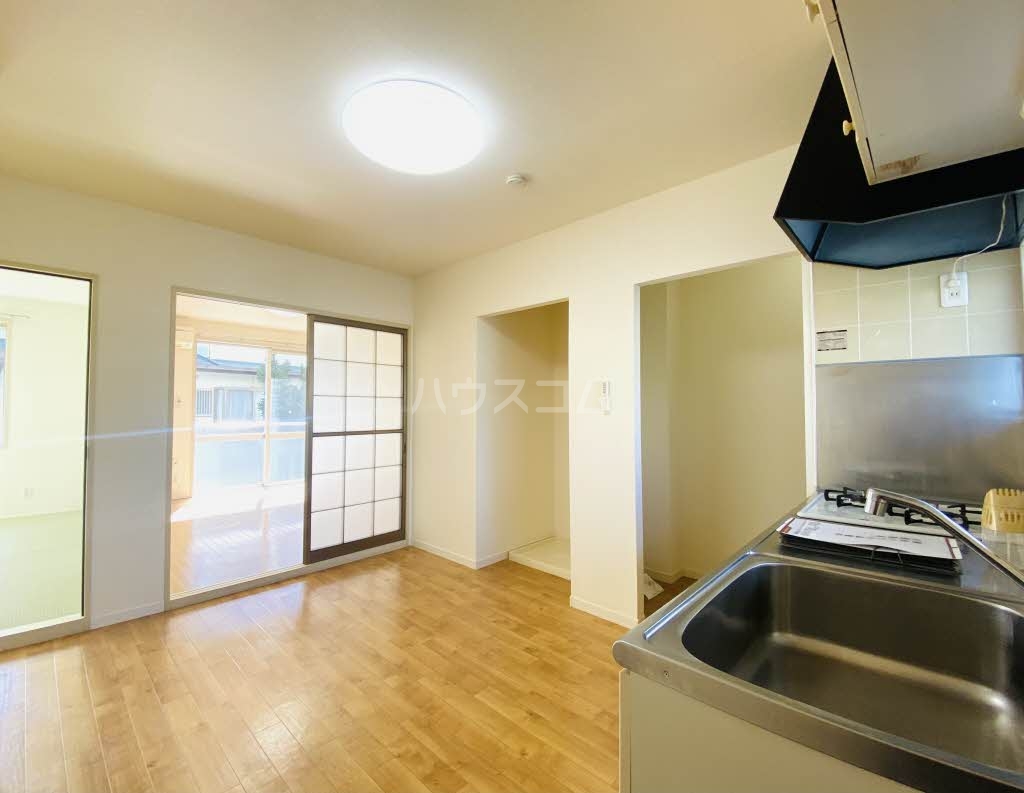 13/30 リビング/ダイニング