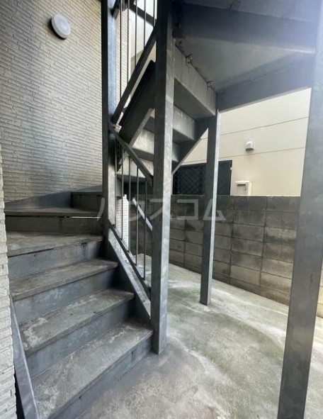 2/8 エントランス