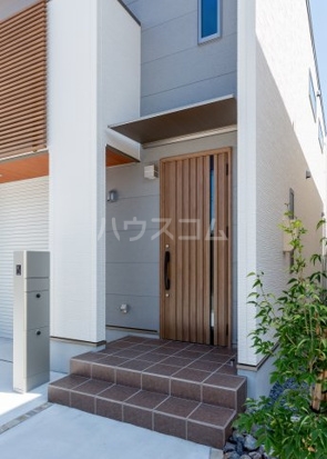 13/20 エントランス