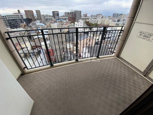 14/23 バルコニー