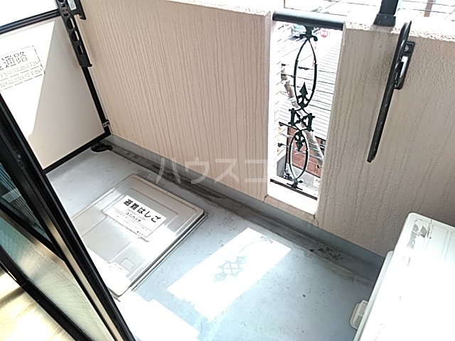 15/27 バルコニー