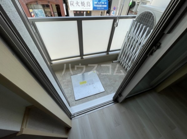 16/27 バルコニー