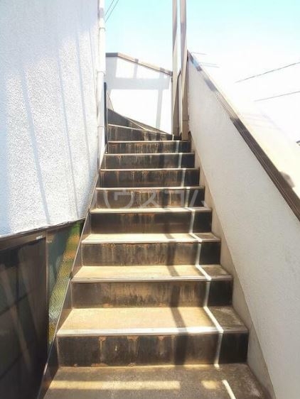 14/16 エントランス