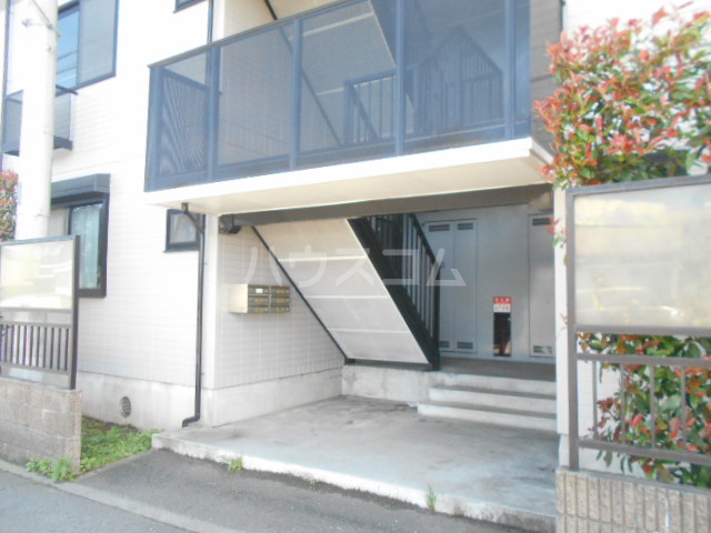 3/10 エントランス