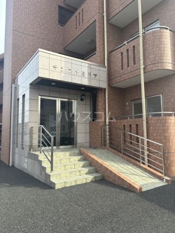 2/7 エントランス