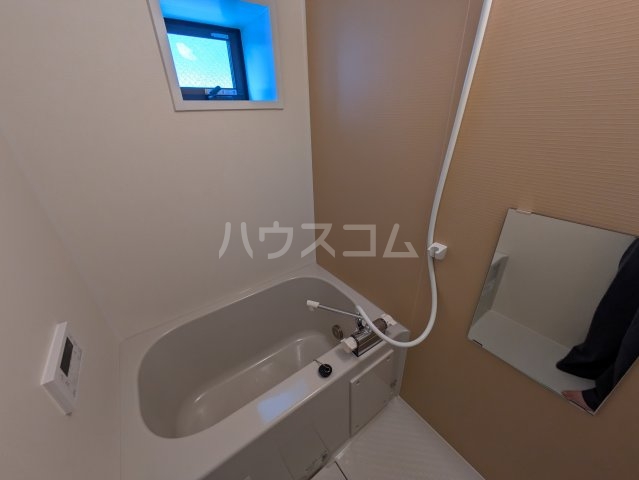14/30 浴室